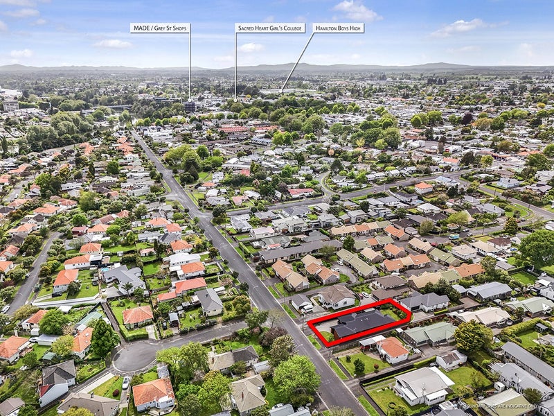 48A MacFarlane Street, Hamilton East, Hamilton - Carousel 29