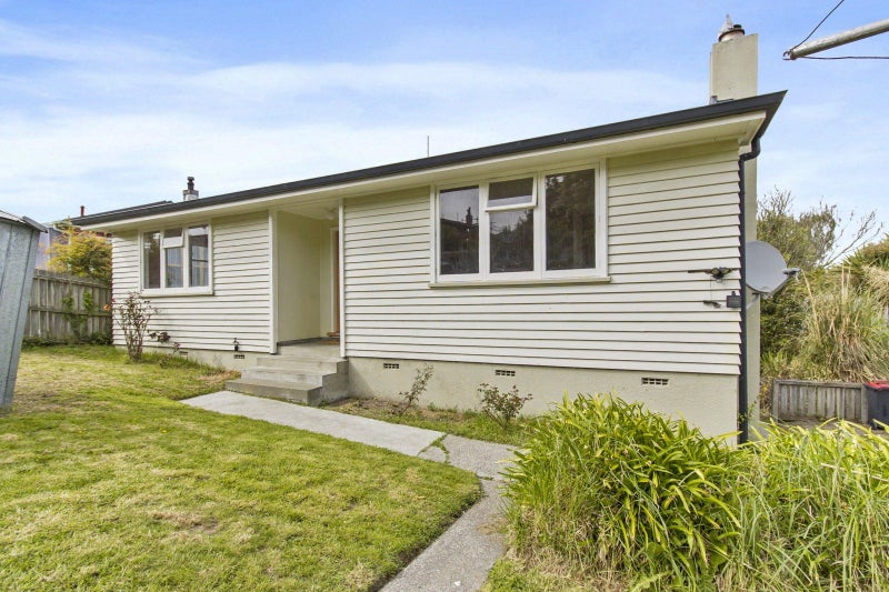 11 Hawkey Street, Kensington, Timaru - Carousel 1