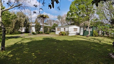 20 Pinedale Place, Henderson, Auckland - Carousel 1