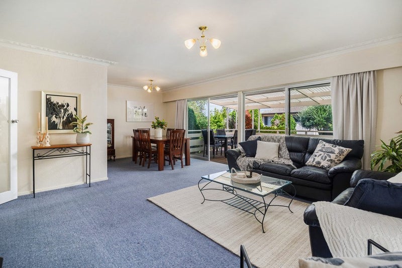 36 La Veta Avenue, Mount Albert, Auckland - Carousel 2