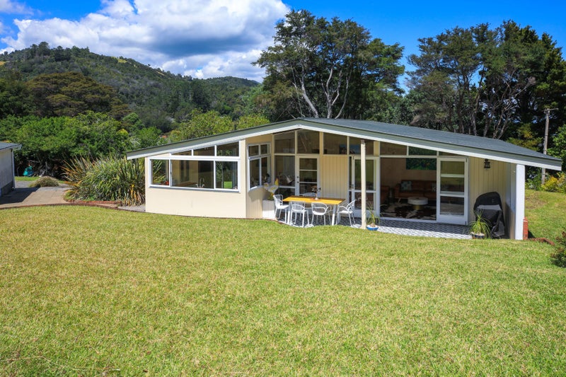 33 Trotter Avenue, Waiomu - Carousel 2