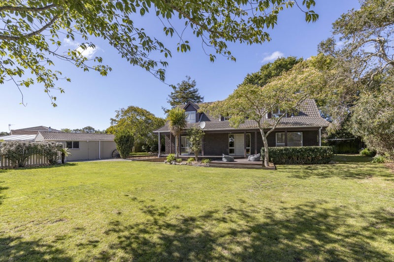 11A Sequoia Place, Parklands, Christchurch City, Canterbury - Carousel 1
