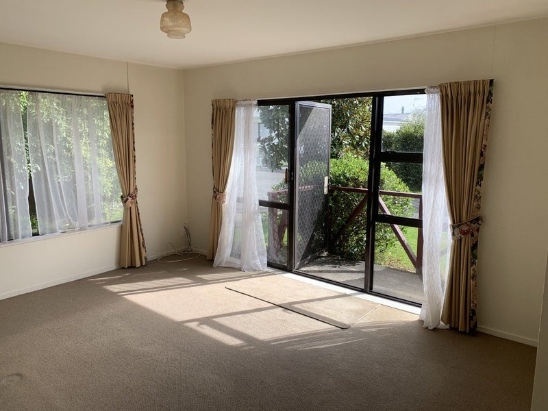 15A Douglas Street, Levin, Levin - Carousel 2