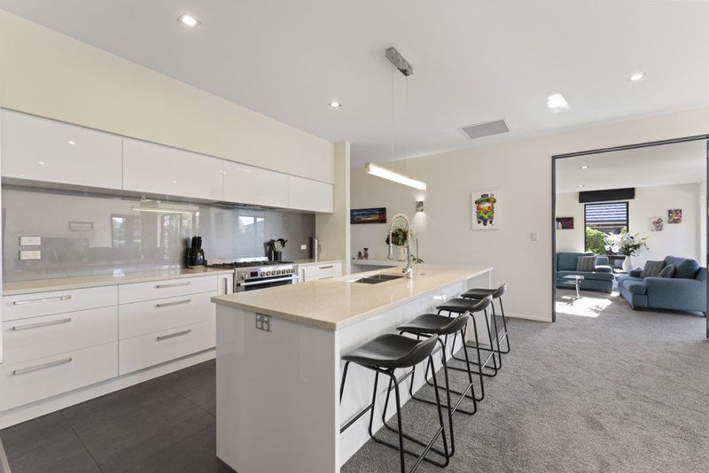 14 Lloyds Close, Rolleston, Rolleston - Carousel 2
