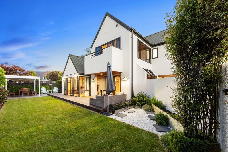 11 Harlech Mews, Avonhead, Christchurch - Carousel 2