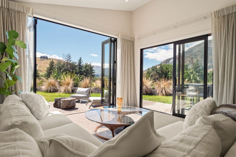 23 Alps View Place, Lake Hayes, Queenstown - Carousel 1