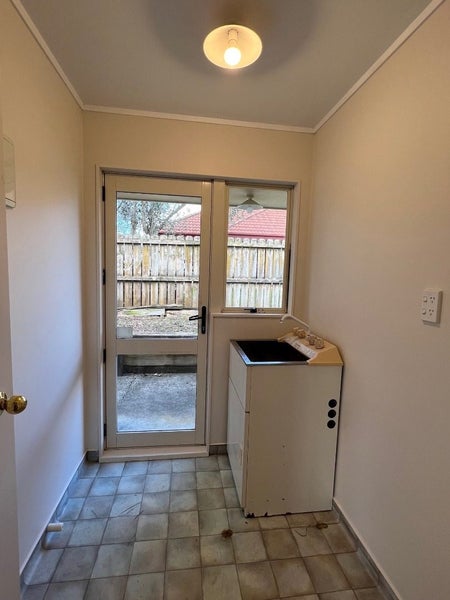 26 Robin Brooke Drive, Flat Bush, Auckland - Carousel 11