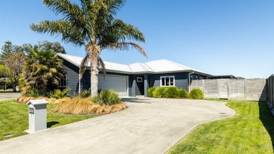 3 Waimakariri Drive, Awatoto, Napier - Carousel 1