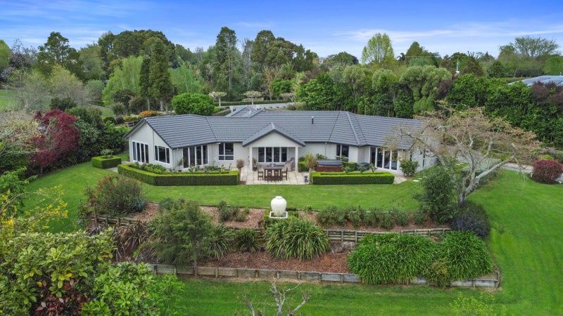 18 Molly Lane, Te Awamutu, Te Awamutu - Carousel 1