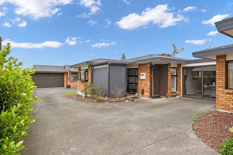 2/11 Wrack Street, Kensington, Whangarei - Carousel 1