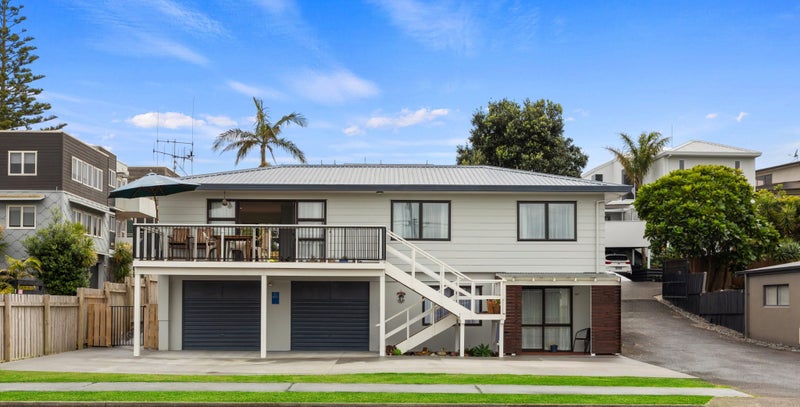 227 Papamoa Beach Road, Papamoa Beach, Papamoa - Carousel 1