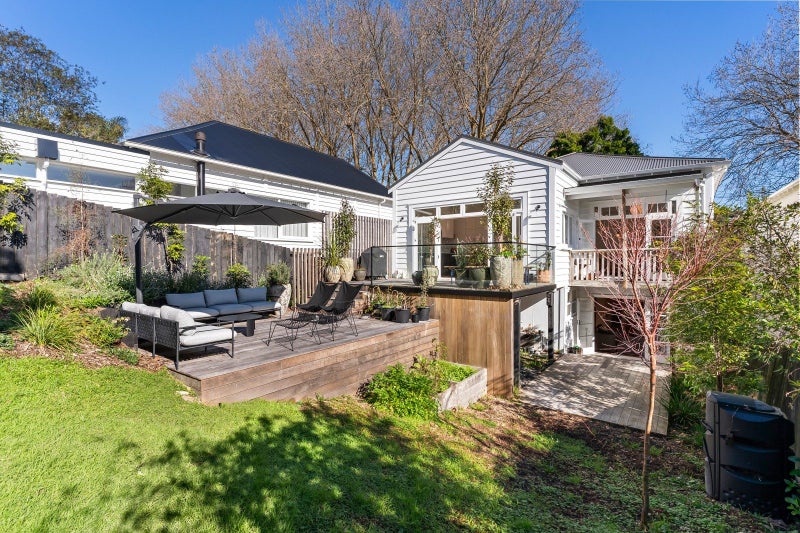 21 Browning Street, Grey Lynn, Auckland - Carousel 2