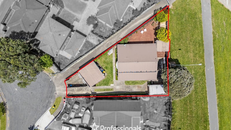 29 Richmond Grove, Woburn, Lower Hutt - Carousel 1