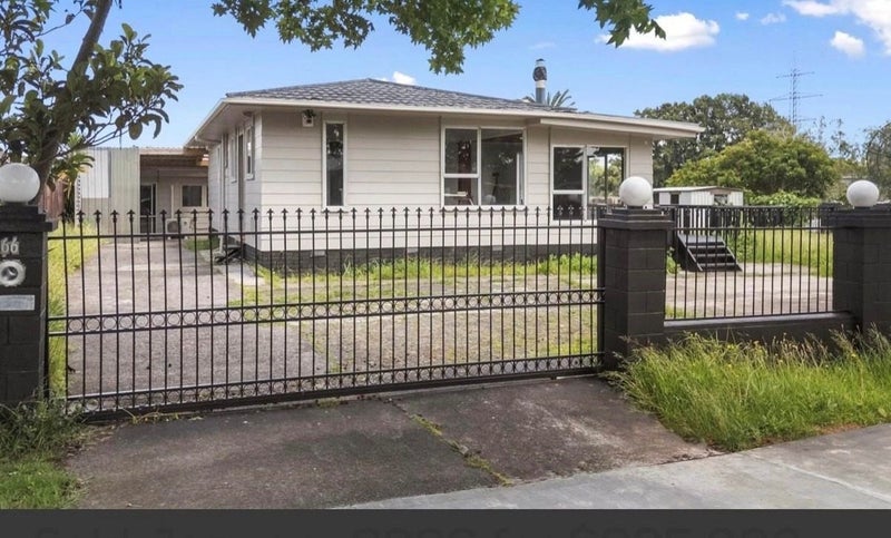 66 Sikkim Crescent, Clover Park, Manukau City, Auckland - Carousel 2