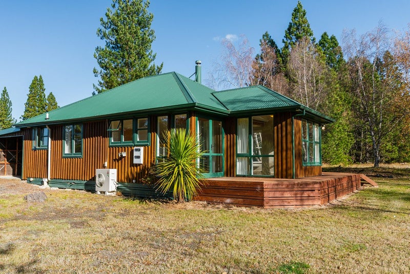 14B North West Arch, Twizel - Carousel 2