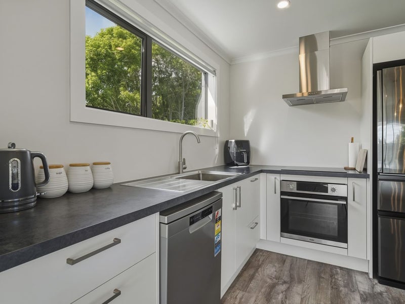 97 Thomas Street, Waikouaiti, Waikouaiti - Carousel 2