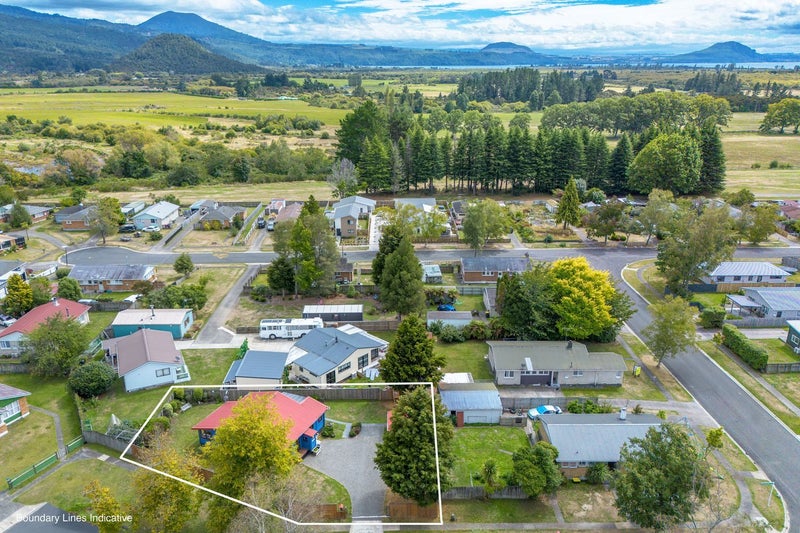4 Parekarangi Grove, Turangi - Carousel 27