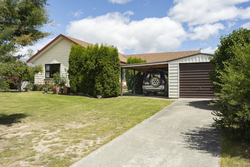 47 Black Peak Road, Omarama - Carousel 31