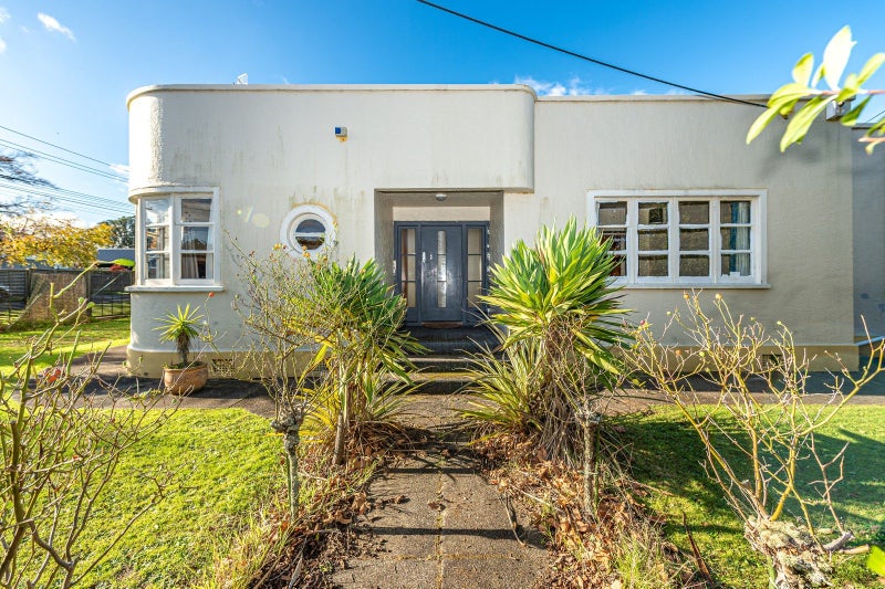 8 Peakes Road, Saint Johns Hill, Whanganui - Carousel 1