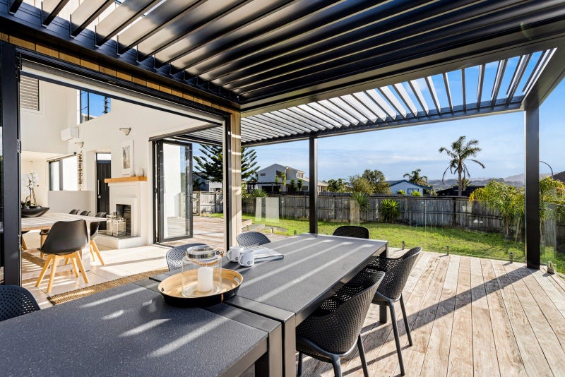 114 Omaha Drive, Omaha - Carousel 2