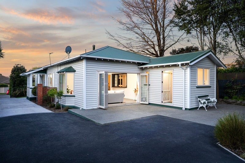 84 Corson Avenue, Beckenham, Christchurch - Carousel 1