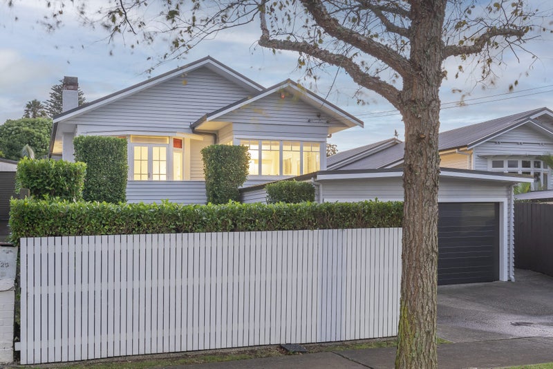 23 Fife Street, Westmere, Auckland - Carousel 1