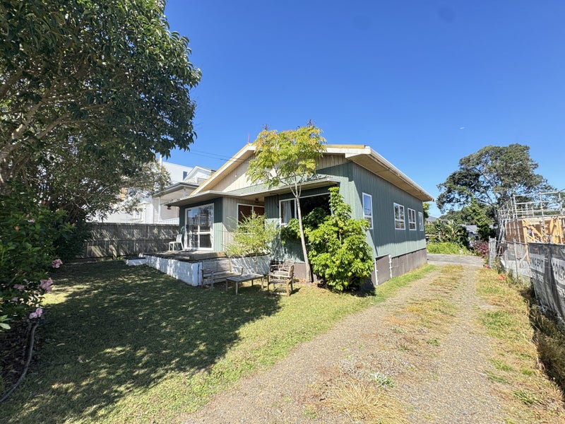 6 Weona Place, Westmere, Auckland City, Auckland - Carousel 1