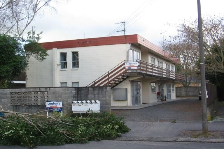 2/36 Hogan Street, Hamilton East, Hamilton - Carousel 1