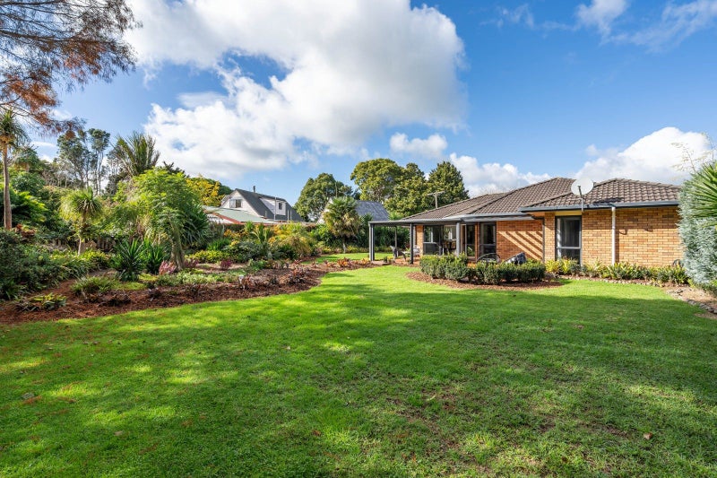 8 Maddendale Place, Whangarei - Carousel 2