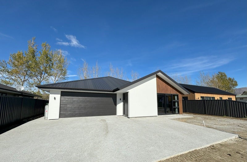 25 Wallis Drive, Cromwell, Cromwell - Carousel 1