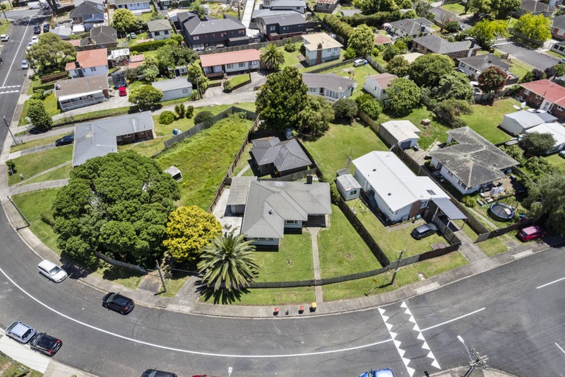 5 Kirton Crescent, Manurewa, Auckland - Carousel 1