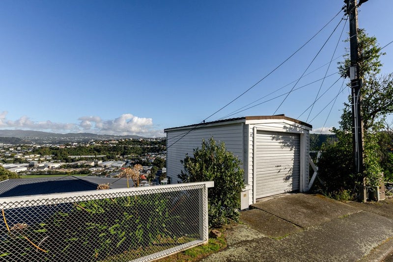 71 Nevay Road, Miramar, Wellington, Wellington - Carousel 22