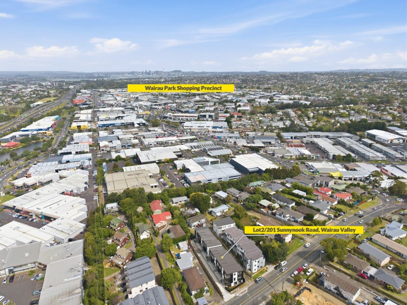 2/201 Sunnynook Road, Wairau Valley, Auckland - Carousel 13