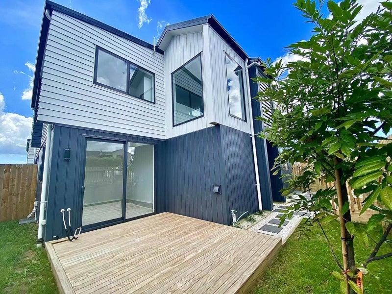 Property Valuation for 19 Granville Drive, Massey, Auckland Trade Me