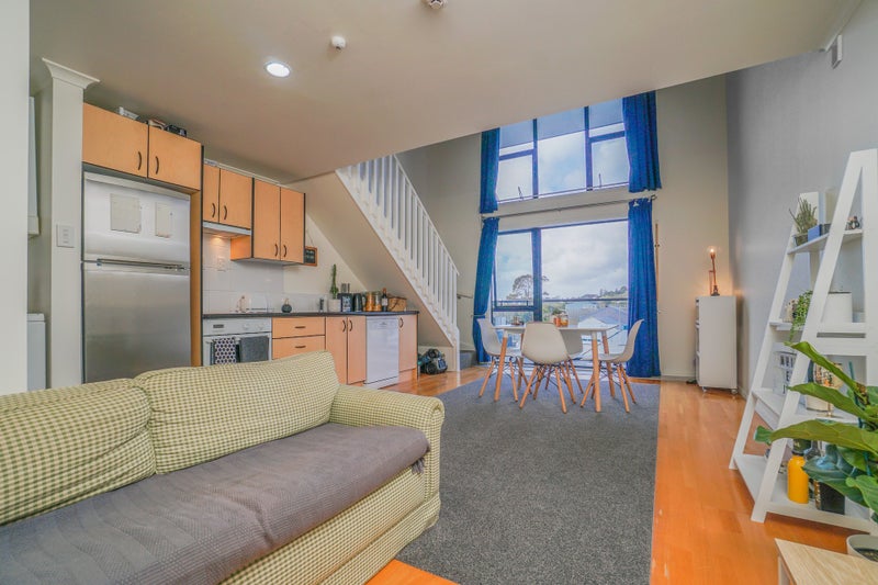2D/12 Charles Street, Mount Eden, Auckland - Carousel 1