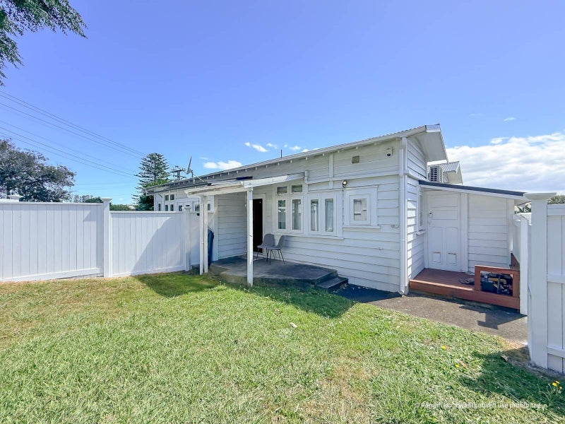 7 Jesmond Terrace, Mount Albert, Auckland - Carousel 1
