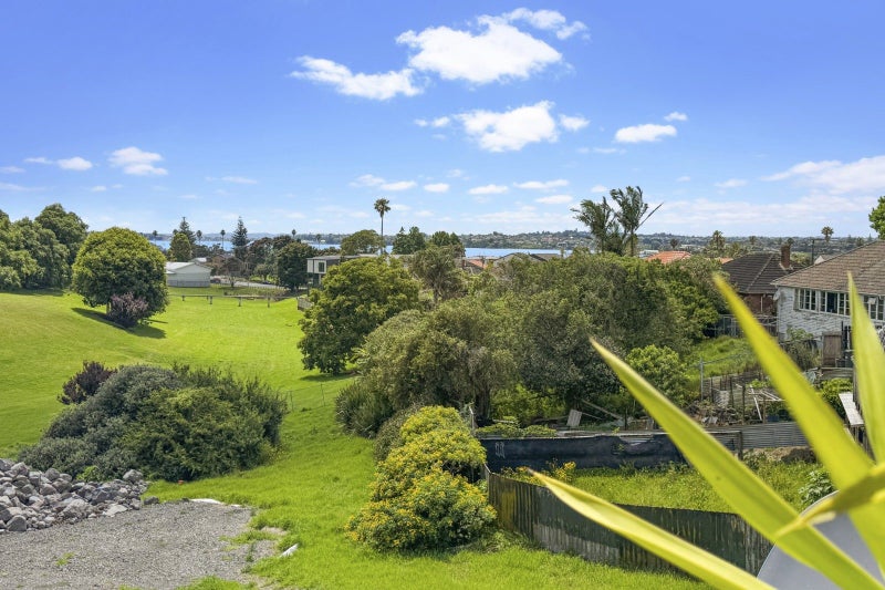 35 Oran Road, Panmure, Auckland - Carousel 2