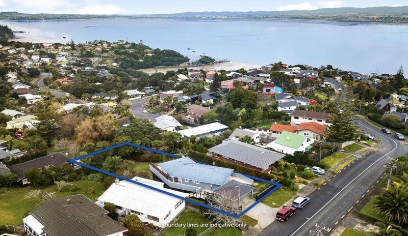 16 Hadfield Street, Beach Haven, Auckland - Carousel 18