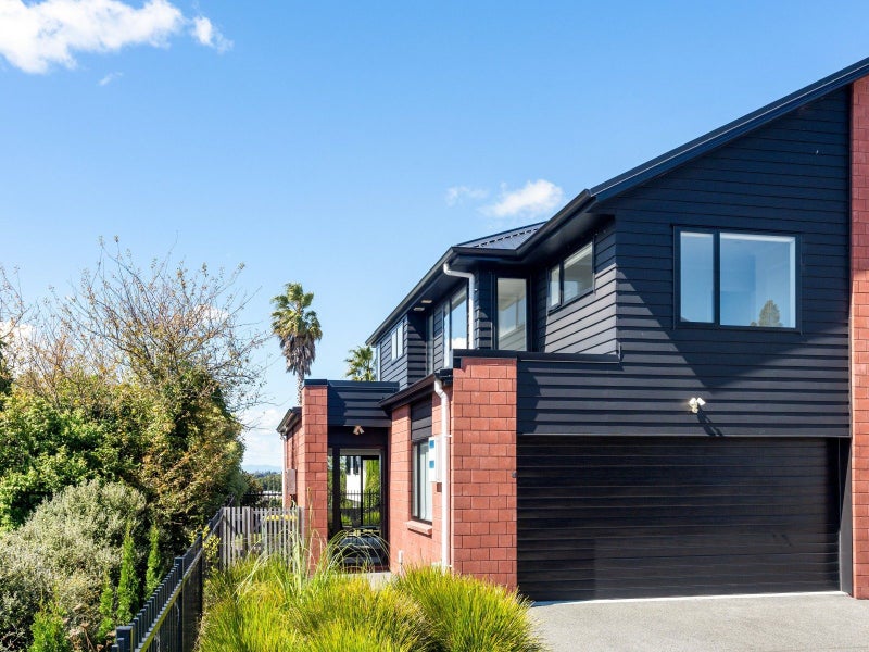 6/18 Mahoe Street, Melville, Hamilton - Carousel 1