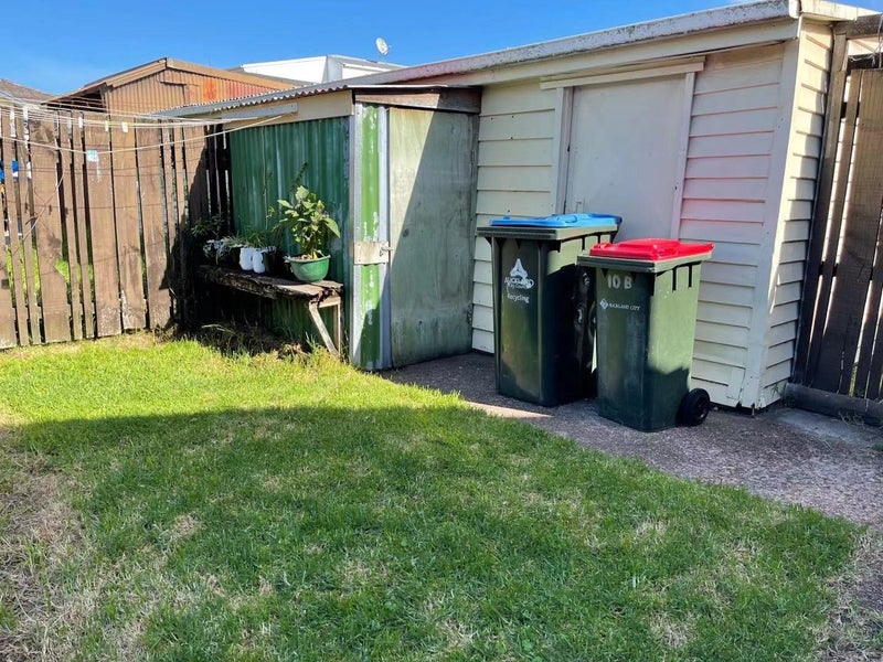 10 Avondale Road, Avondale, Auckland - Carousel 2