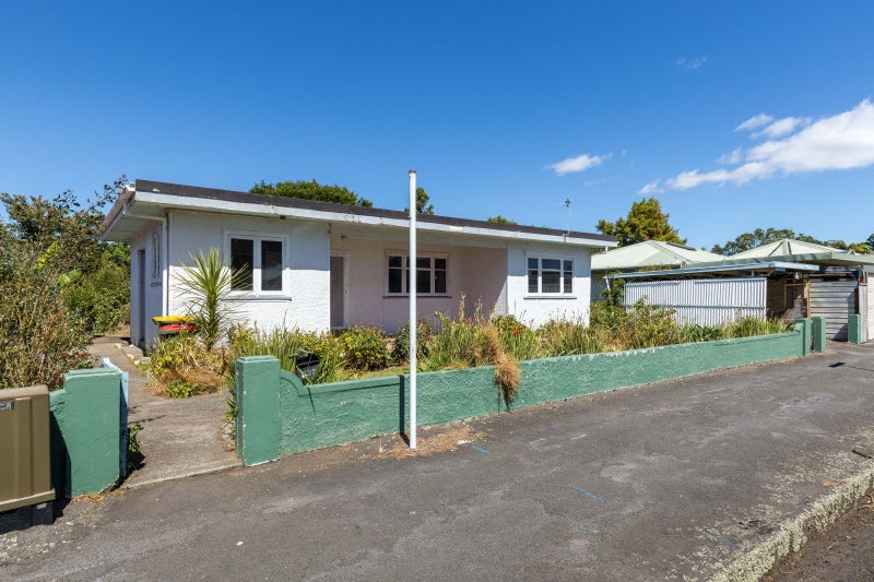 359 St Aubyn Street, Moturoa, New Plymouth - Carousel 1