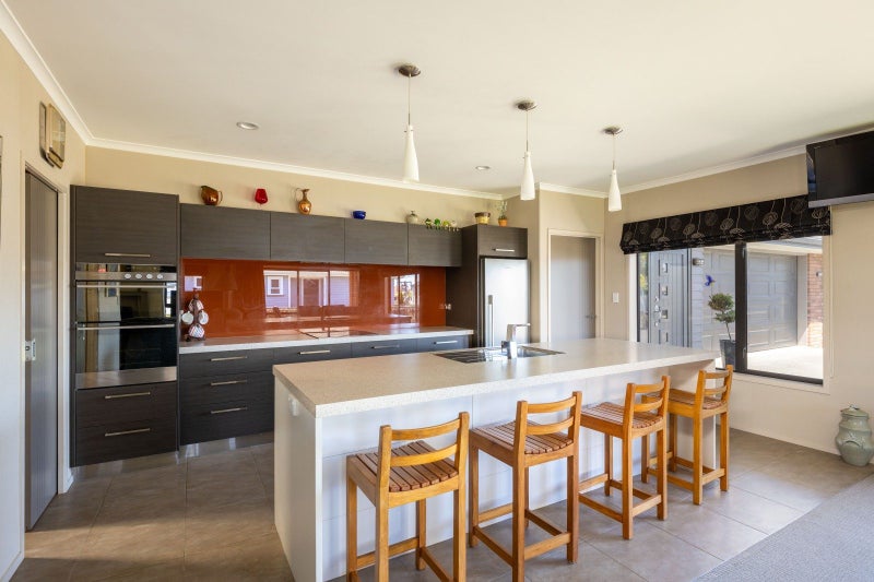 59 Lismore Street, Merrilands, New Plymouth - Carousel 2