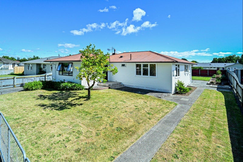 26 Tasman Street, Havelock North, Havelock North - Carousel 17