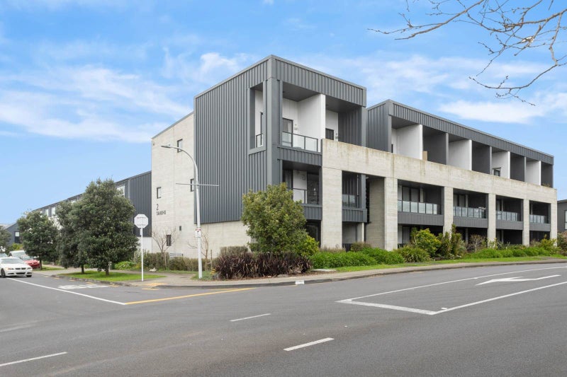 15/2 Tahuhu Road, Mount Wellington, Auckland City, Auckland - Carousel 1