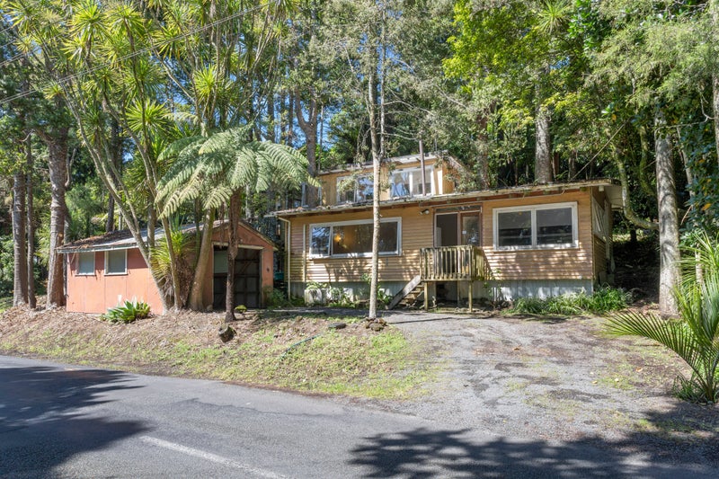 45 Park Road, Titirangi, Auckland - Carousel 1