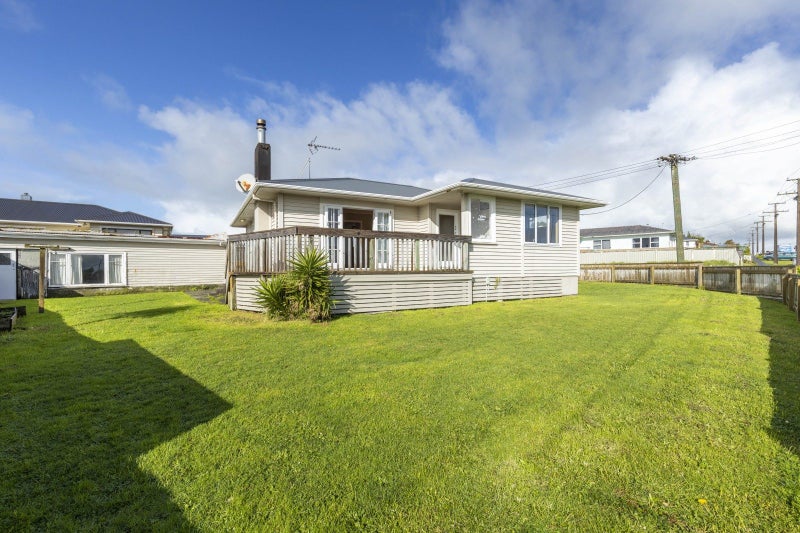 2 Watene Crescent, Waitara, Waitara - Carousel 1