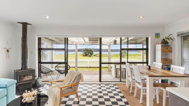 66 Maunsell Road, Tuakau - Carousel 1