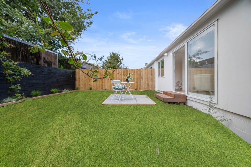 4/39 Oriana Avenue, Lynfield, Auckland - Carousel 1