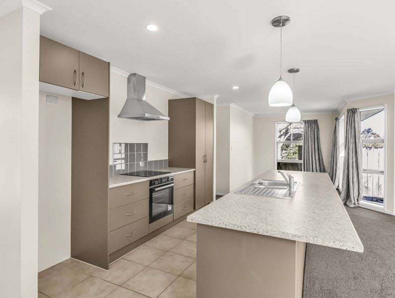 42A Peel Street, Westport, Westport - Carousel 2