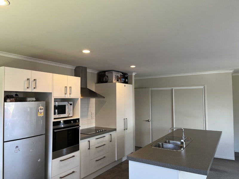 39 Limbrick Crescent, Wigram, Christchurch - Carousel 2